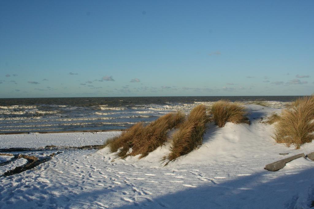 Sint-Laureins Hotell Westende Eksteriør bilde