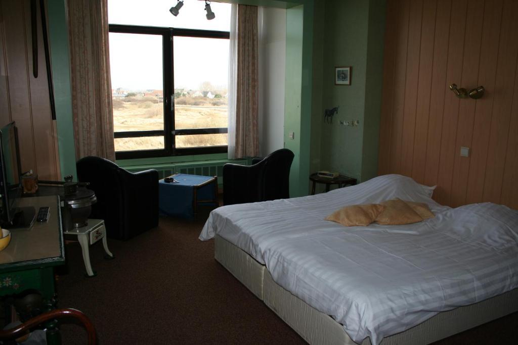Sint-Laureins Hotell Westende Eksteriør bilde